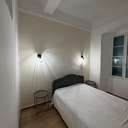 T3 Clair Et Design Au Coeur Du Vieux Appartamento